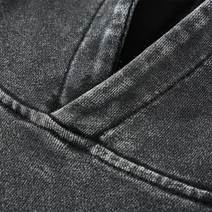 Sweat à capuche d'hiver pour homme, coupe classique, noir, 100% coton biologique (300 g/m²) |   Streetwear éco-responsable délavé à l'acide - Product Image 3
