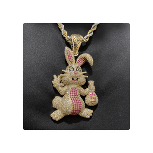 Vente en gros de pendentifs hip-hop classiques de haute qualité sertis de diamants, logo personnalisé, bijoux de mode pour femmes - Product Image 4