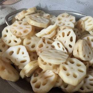 รากบัวออร์แกนิก/แหล่งเกษตรกรรมที่ยั่งยืน/หั่นบางๆและพร้อมใช้งานในอุตสาหกรรม - Product Image 6