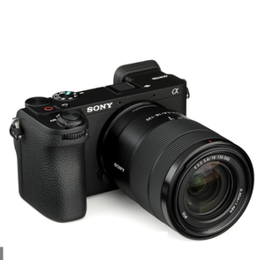 Nueva Cámara sin Espejo Alpha 6700 Auténtica y Original con Lente de 18-135 mm F/3.5-5.6 - Product Image 2