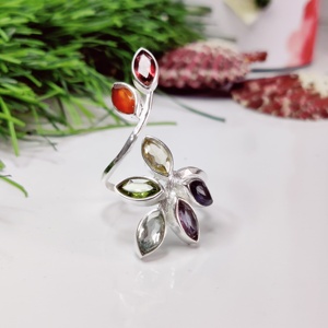 Anneau de chakra réglable à sept pierres anneau réglable léger - Product Image 1