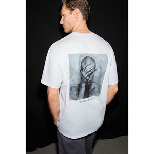 Camiseta GRIMELANGE LIGHT para Hombre, Cuello Redondo, Algodón Orgánico, Detalle de Bordado y Estampado, Corte Holgado - Product Image 1