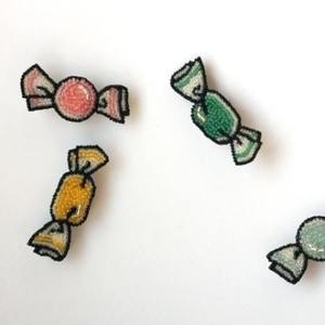 Porte-clés personnalisé en sequins et perles pour femme, fait main, avec motif étoile, perles orange et breloques pour sac - Product Image 1