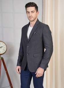 Blazer de Traje Gris Piedra Pavo Real para Hombre de la Mejor Calidad, Blazer Entallado de Alta Calidad para Reuniones Corporativas Disponible a Precio de Exportación - Product Image 2