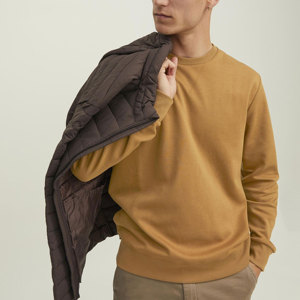 Pull à col rond pour homme en polyester/coton mélangé, écologique, teinture unie, haute qualité, faible MOQ, manches longues, épaules tombantes, pour l'hiver - Product Image 3