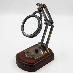 แว่นขยายตั้งโต๊ะทำจากทองเหลืองสไตล์วินเทจพร้อมฐานไม้แว่นขยายปรับมุมได้แบบพรีเมี่ยม - Product Image 2