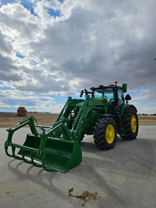 Oferta con Descuento: Mini Tractor John Deere 5045E 4WD Certificado en Alemania con Ruedas de Trabajo y Componentes Principales - Product Image 2