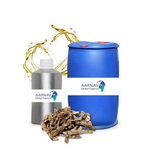 AARNAV GLOBAL EXPORTS Exportateur en gros d'huile essentielle pure d'acorus calamus, hydratant éclaircissant et raffermissant en Inde - Product Image 4