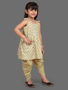 Conjunto de Kurti Dhoti de Diseño Indio Shoryam para Niñas, Bebés y Niños, Secado Rápido, Estampado Digital, Moderno, para Fiestas y Festivales - Product Image 3
