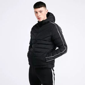 Manteaux d'hiver en laine personnalisés de style vintage pour hommes, col à capuche, fermeture à glissière, vente en gros d'usine OEM avec logo positionné sur le devant - Product Image 3