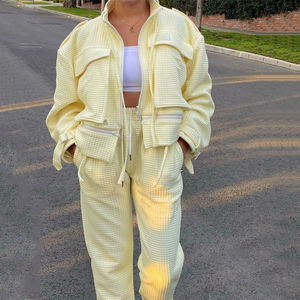 ชุด2ชิ้นสำหรับสตรีทแวร์วาฟเฟิลสำหรับสตรีทแวร์เสื้อแจ็กเก็ตผ้านวมและกางเกงจ็อกเกอร์สำหรับผู้หญิงกำหนดได้เอง Y2K - Product Image 1