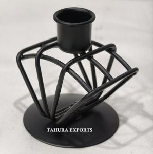 Small <b>Wire</b> Candle Holder With Simple Metal Frame Designed For <b>Soft</b> Ambient Lighting In Modern And Elegant Interiors - Product Image 5