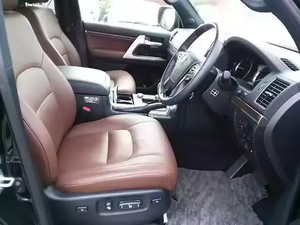 USADO 2021/22 Volante a la Izquierda Asientos de Cuero Cámara Trasera 360° Transmisión Automática Techo Panorámico Buen Estado Listo para Conducir - Product Image 6