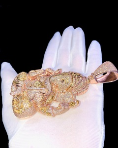 สร้อยคอจี้เพชรฮิปฮอปทำจากสแตนเลสสุดหรูดีไซน์ไม่เหมือนใครประดับเพชรโมอิสชุบทองและกุหลาบชุบทอง - Product Image 5