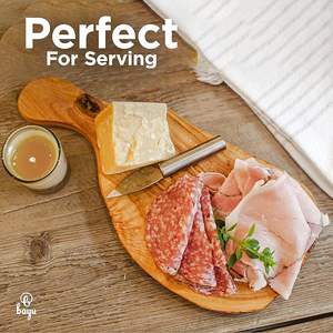 Planche à découper carrée en bois écologique de qualité supérieure avec fonction plateau à fromage – Durable, élégante et polyvalente – L'indispensable de la cuisine - Product Image 4