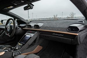 แลมโบร์กินี ฮูราแคน สเตราโต้ ปี 2024 มือสอง - Product Image 6