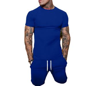 Elegante Conjunto de 2 Piezas para Hombre, Conjunto Deportivo Informal Transpirable de Verano, Camiseta de Manga Corta y Pantalones Cortos, Ropa Premium para Hombre - Product Image 4