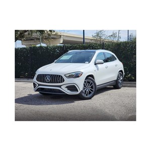 Lujo AMG GLA 35 que ofrece comodidad y tecnología superiores - Product Image 2