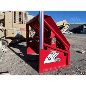 เครื่องป้อนแร่แบบเคลื่อนที่ BlueLine Grizzly ปี 2024 ความจุครึ่งลูกบาศก์หลา - Product Image 4