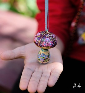 Adornos Colgantes Bordados a Mano de Alta Calidad para Decoración Navideña, Técnica de Bordado a Mano - Product Image 5