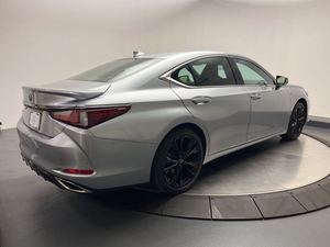Magnifique berline d'occasion 2023 E-S 350 F SPORT, transmission 8 vitesses, 302 ch, V6 3.5L, traction avant - Product Image 6