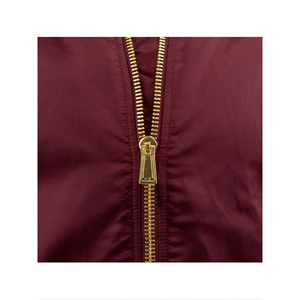 Veste matelassée avec logo personnalisé pour la randonnée hivernale, équipement d'extérieur coupe-vent épais surdimensionné, style de rue tendance, motif de lettres - Product Image 4