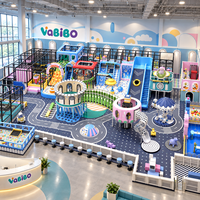 Aire de jeux intérieure commerciale Mega Adventure avec plusieurs toboggans, piscines à balles, trampoline, parcours ninja et labyrinthe d'escalade pour les centres de divertissement familial (FEC) OEM