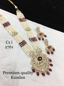 Collier Moissanite Kundan majestueux de bonne qualité ensemble bijoux de mariage avec une touche d'élégance classique disponible à bas prix - Product Image 2