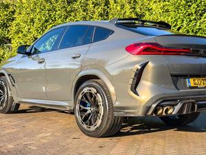 BMW X6 M Competition Sin Accidentes, con Transmisión Automática, Asientos de Cuero Oscuros e Incentivos de Envío Gratuito - Product Image 6