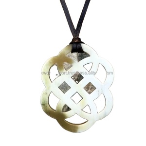 Collier Style Ethnique Vintage Réglable Imitation Corne de Bœuf Pendentif Collier par Falak World Export - Product Image 3