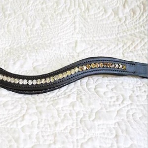 Premium Topaz Crystals mega Bling diamante con incrustaciones de canal vacío banda de cuero para cejas de caballo disponible en todos los tamaños colores y formas - Product Image 4