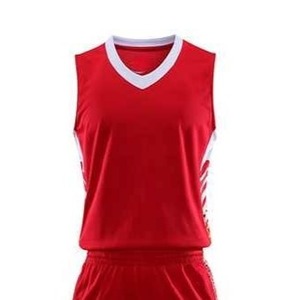 Nouveaux uniformes de basket-ball personnalisés en polyester 100% sublimation, respirants et à séchage rapide, en vente - Product Image 2