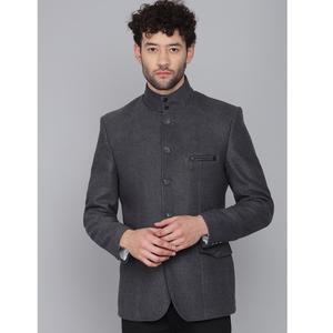 Blazer Gris Moderno de la Mejor Calidad para Hombre, Ideal para Fiestas, Eventos, Celebraciones, Ceremonias y Reuniones Sociales, Disponible para la Venta - Product Image 1