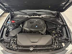 BMW 330i Sedán 2017 Usado, Transmisión Manual de 6 Velocidades, Motor Turbo de 4 Cilindros, Paquetes M Sport y Premium - Product Image 5