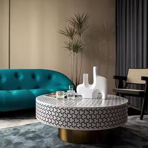 Table basse personnalisée haut de gamme faite à la main élégante traditionnelle incrustation d'os or en acier inoxydable meubles de maison décoratifs pour vivre - Product Image 1