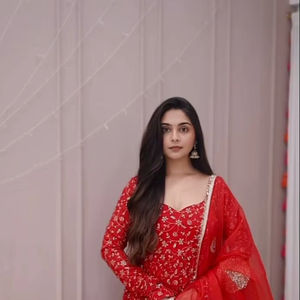 Personnaliser la mode pour femmes robe de créateur indien Georgette fleurie avec séquence brodée travail Anarkali robe et pantalon avec Dupatta - Product Image 1