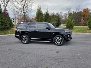 Mejor Oferta 2018, 4Runner Limited AWD SUV Usada con Interior de Cuero Oscuro y Transmisión Automática - Product Image 3