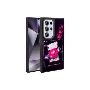 Coque en silicone 3D gaufrée de qualité supérieure pour Samsung Galaxy S24 Ultra, design à motif iconique, antichoc et résistante aux UV - Product Image 2