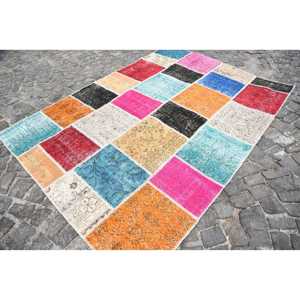 Tapis vintage, grand tapis turc de 5,6x7,7 pieds, tapis patchwork rayé rouge et orange - Product Image 2