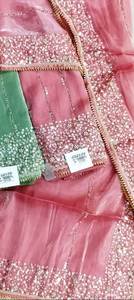 Costumes de fête brodés à la main non cousus de créateur moderne pour femmes fêtes de style traditionnel indien tendance - Product Image 2