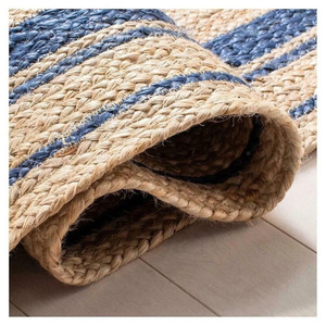 Tapis en jute tissé à la main durable conçu pour le salon, la salle à manger ou l'entrée, ajoutant une sensation chaude et texturée - Product Image 6
