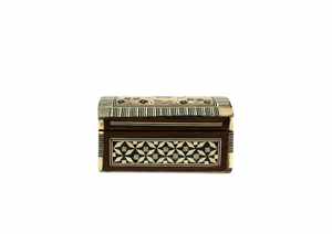 Boîte de rangement de bijoux de luxe moderne en bois fait main avec incrustation de nacre et gravure florale, organisateur décoratif - Product Image 5