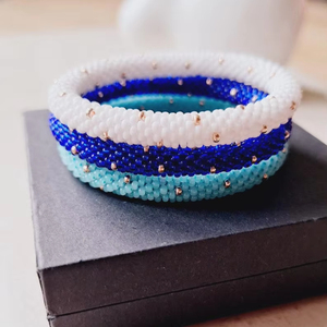 Bracelet manchette en perles faites à la main-Manchette pour femmes et filles - Product Image 1