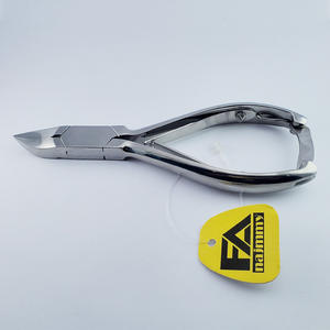 Cortaúñas de Alta Calidad con Doble Resorte, Bloqueo Trasero, Pulido Espejo, Acero Inoxidable, Aprobado por CE e ISO - Product Image 3