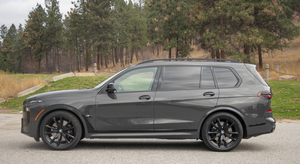BMW X7 M60i xDrive 2024 USADO - Product Image 2