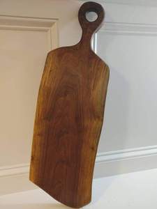 Planche à découper en bois de noyer naturel fabriqué à la main durable avec poignée pour la cuisine, couper et servir les fruits et légumes Dessert - Product Image 6