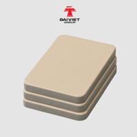 Panneau décoratif en PVC de charbon de bambou de 17mm pour armoires de chambre à coucher Finition brillante Densité 0.55g/cm3 Feuilles de plastique de taille 1220x2440mm