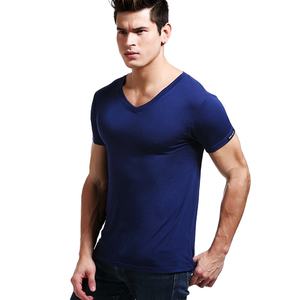 T-shirts solides pour hommes de qualité supérieure, vente en gros-tissu 100% coton avec Options d'impression polyvalentes provenant d'un exportateur de confiance. - Product Image 2