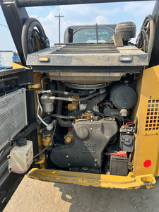 2023 pour Caterpillar pour CAT 299xe Chargeur sur chenilles compact avec tête de mulcher SHEARE Type de chargeur sur pneus avec composants de base - Product Image 5