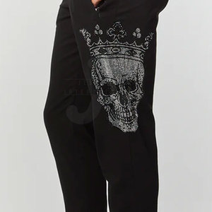 Pantalon décontracté léger et tendance pour homme avec strass, coupe droite élégante et embellissements personnalisés - Product Image 6